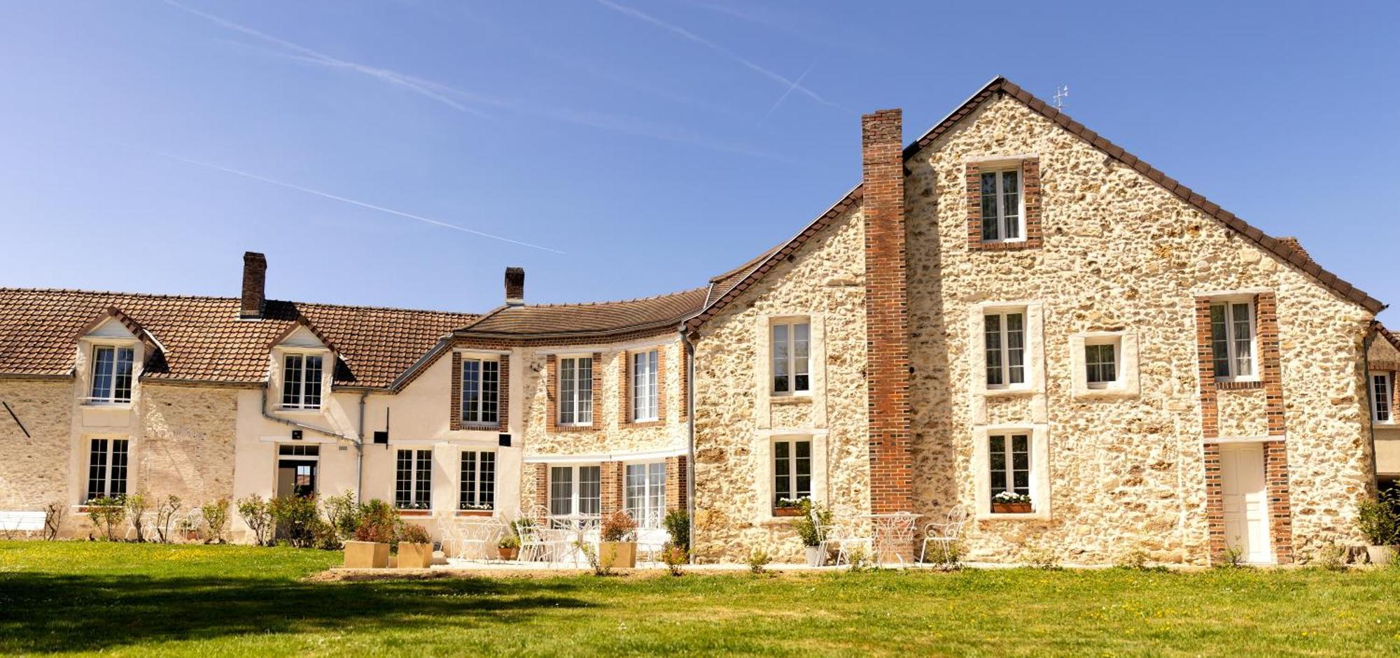 Le Petit Chateau Baye  Екстер'єр фото