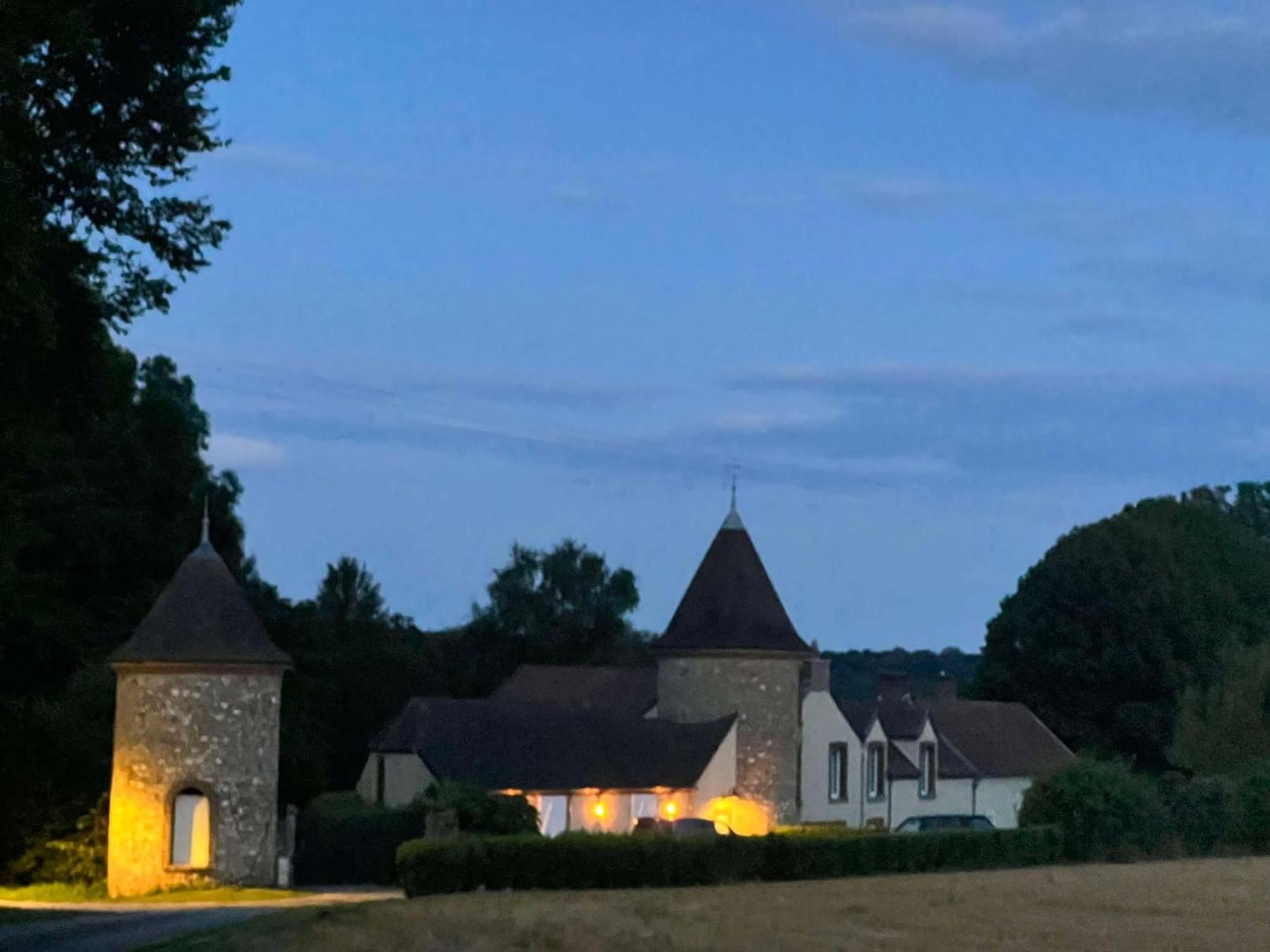 Le Petit Chateau Baye  Екстер'єр фото